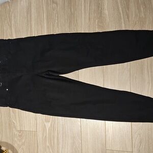 Liverpool ankle skiny black pant, GUC size 14/32.